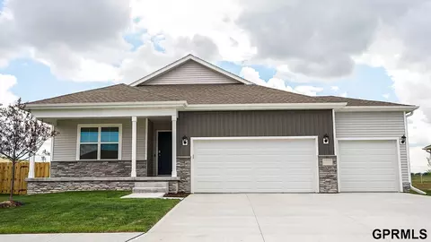 8111 S 200 St, Gretna, NE 68028