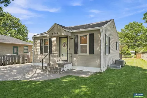 5044 Fremont St, Lincoln, NE 68504