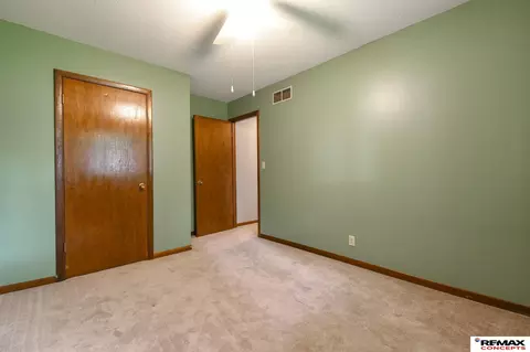 Bedroom - 1610 N 18th St, Beatrice, NE 68310 photo 4 of 8