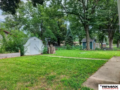 Exterior - 1610 N 18th St, Beatrice, NE 68310 photo 6 of 6