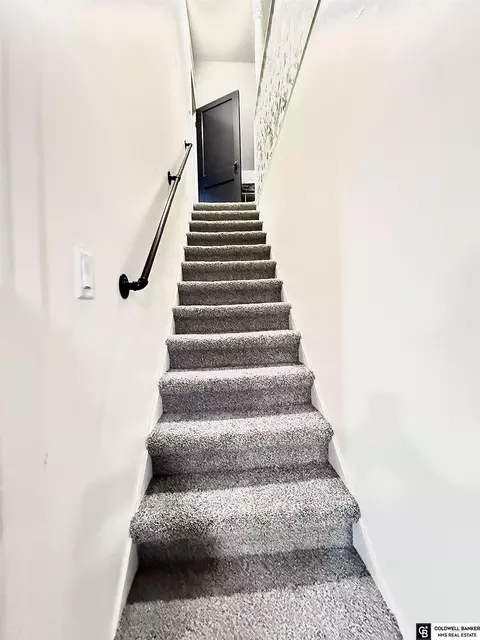 Entry Way - 1423 High St, Beatrice, NE 68310 photo 1 of 1