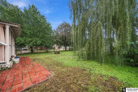 Exterior - 1423 High St, Beatrice, NE 68310 photo 3 of 6