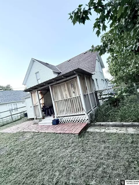 Exterior - 1423 High St, Beatrice, NE 68310 photo 4 of 5