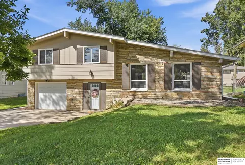3856 N 100th Ave, Omaha, NE 68134