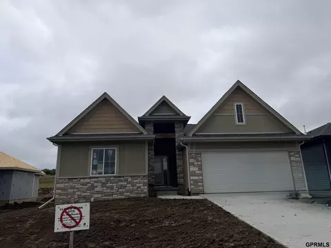 12029 S 46 St, Bellevue, NE 68133