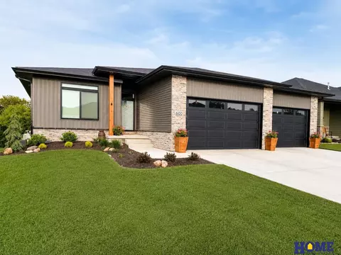 600 Eloise Ave, Lincoln, NE 68520