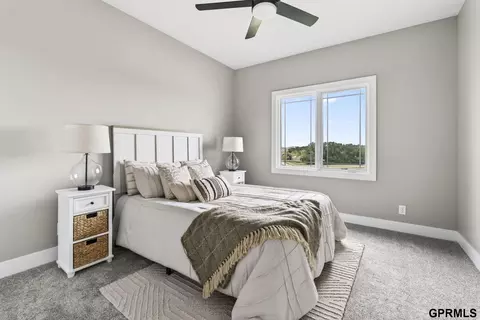 20102 S St, Omaha, NE 68135 photo 24