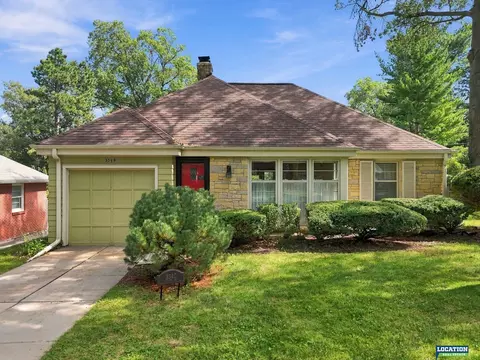 3340 S 28 St, Lincoln, NE 68502