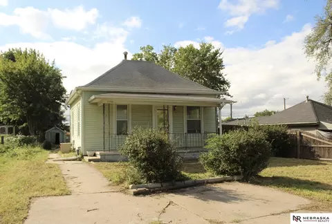 2709 S 9th St, Lincoln, NE 68502