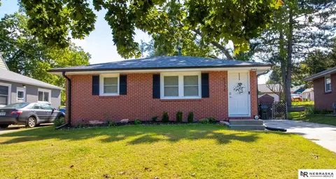 5335 Bancroft Ave, Lincoln, NE 68506