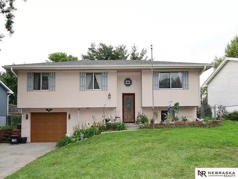 12010 N 157th St, Bennington, NE 68007