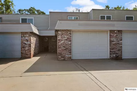 3710 N 40th St, Lincoln, NE 68504