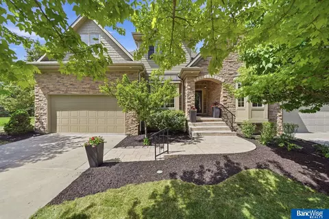 7841 Preserve Lane Ln, Lincoln, NE 68516