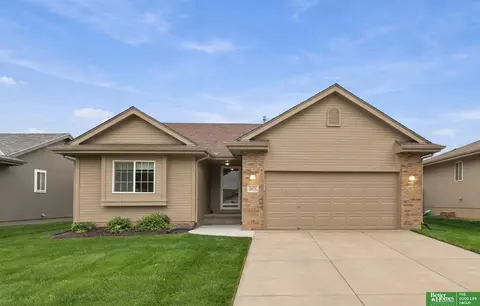 2616 N 189 St, Elkhorn, NE 68022