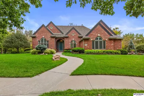 3825 S 179 Ter, Omaha, NE 68130