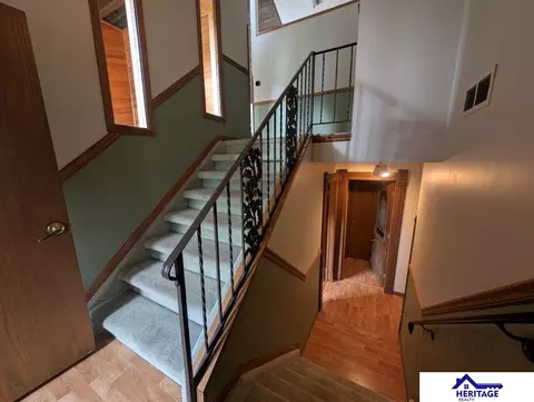 Entry Way - 655 E 8th St, York, NE 68467 photo 2 of 3