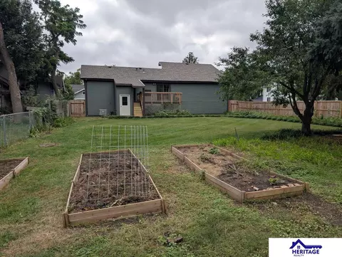 Exterior - 655 E 8th St, York, NE 68467 photo 12 of 13