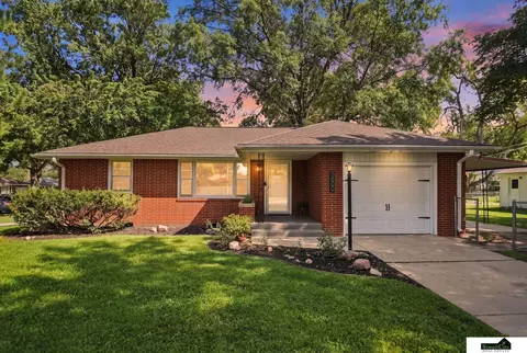 5800 Normal Blvd, Lincoln, NE 68506