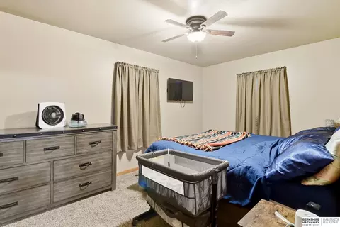 240 E St, Eagle, NE 68347 photo 16