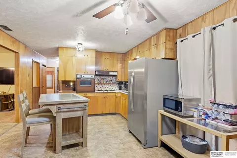 240 E St, Eagle, NE 68347 photo 10