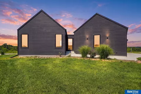 19745 SW 58th St, Hallam, NE 68368
