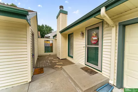 12068 Patrick Ave, Omaha, NE 68164