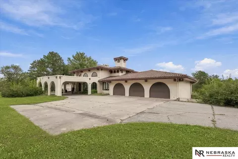 1000 N 148th St, Lincoln, NE 68527