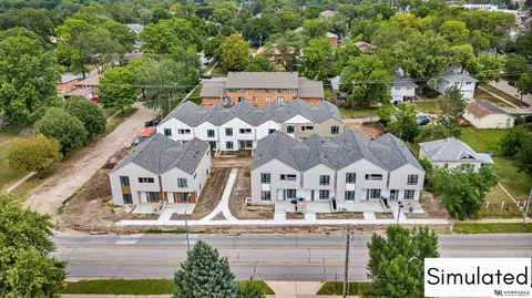 4620 Pioneers Blvd #23, Lincoln, NE 68506