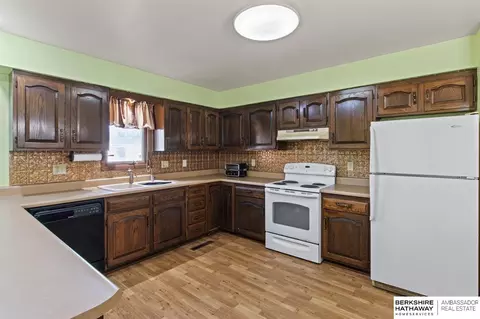 Kitchen - 440 State St, Lyons, NE 68038 photo 2 of 2