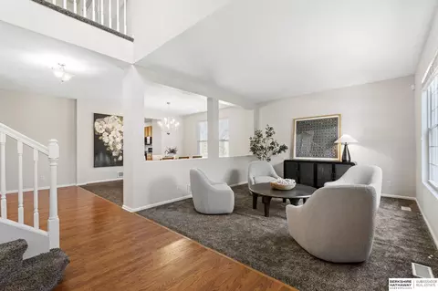 16147 U Cir, Omaha, NE 68135