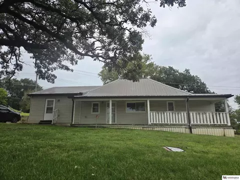 517 S 5th St, Plattsmouth, NE 68048
