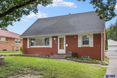 4225 Pioneers Blvd, Lincoln, NE 68516