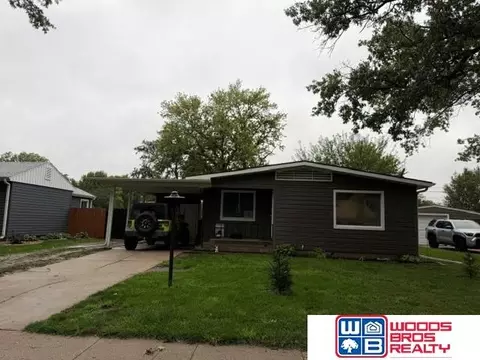 34 Edison Ave, York, NE 68467