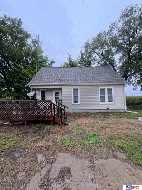 610 Walnut St, Silver Creek, NE 68663