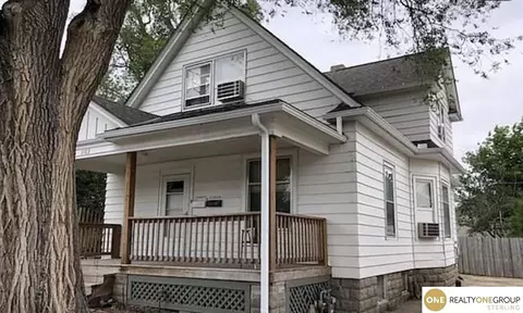 1103 S 22 St, Omaha, NE 68108