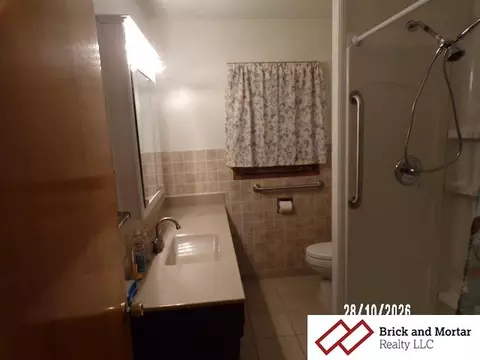 Bath - 1000 N 18th St, Beatrice, NE 68310 photo 1 of 2
