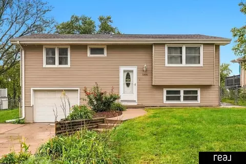 5806 S 113 St, Omaha, NE 68137