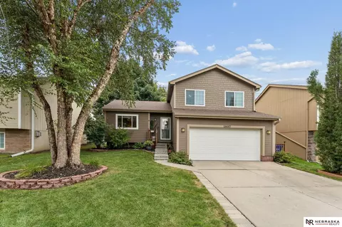 18687 U St, Omaha, NE 68135