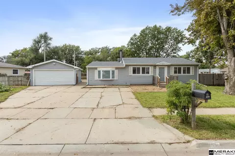 1431 N 54 St, Lincoln, NE 68504