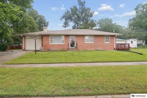 4510 S 54th St, Lincoln, NE 68516