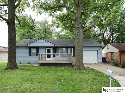 5341 N St, Lincoln, NE 68510