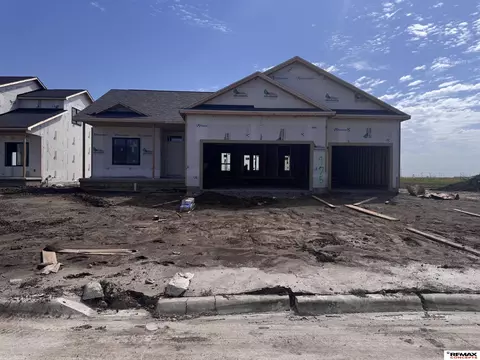 975 W Avondale St, Lincoln, NE 68523