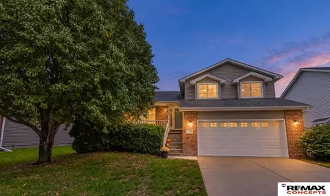 7734 S 34th St, Lincoln, NE 68516