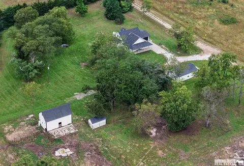 61691 733 Rd, Sterling, NE 68443