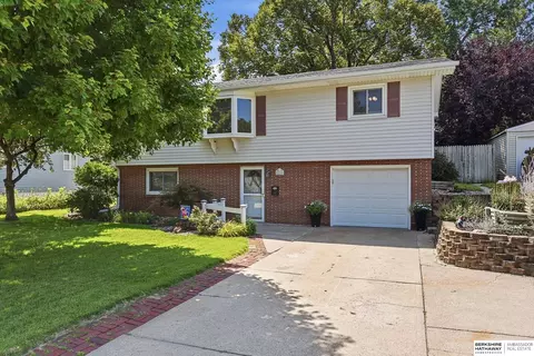 12129 N St, Omaha, NE 68137