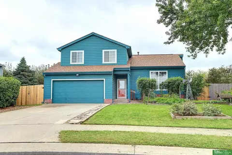 1211 Buckboard Blvd, Papillion, NE 68046
