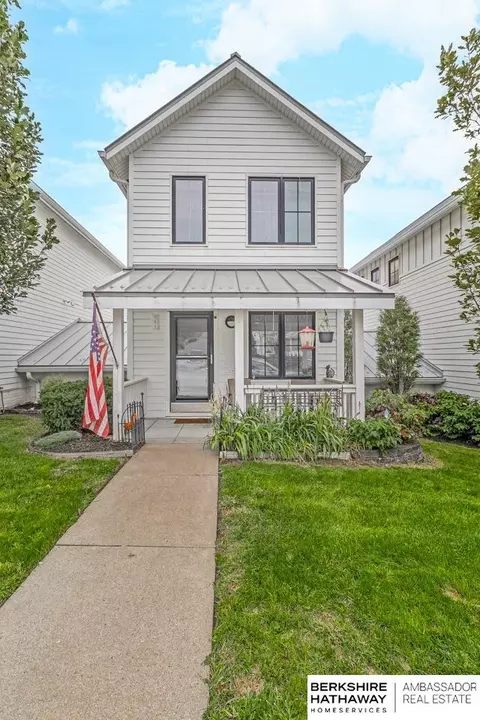 706 Pierce St, Omaha, NE 68108