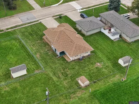 View/Area - 1316 N 16th St, Beatrice, NE 68310 photo 4 of 5
