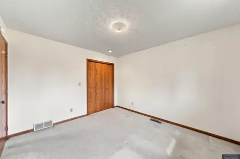 Bedroom - 1316 N 16th St, Beatrice, NE 68310 photo 3 of 6