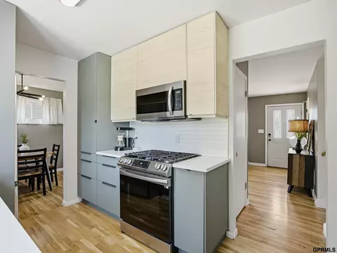 6622 Lafayette Ave, Omaha, NE 68132